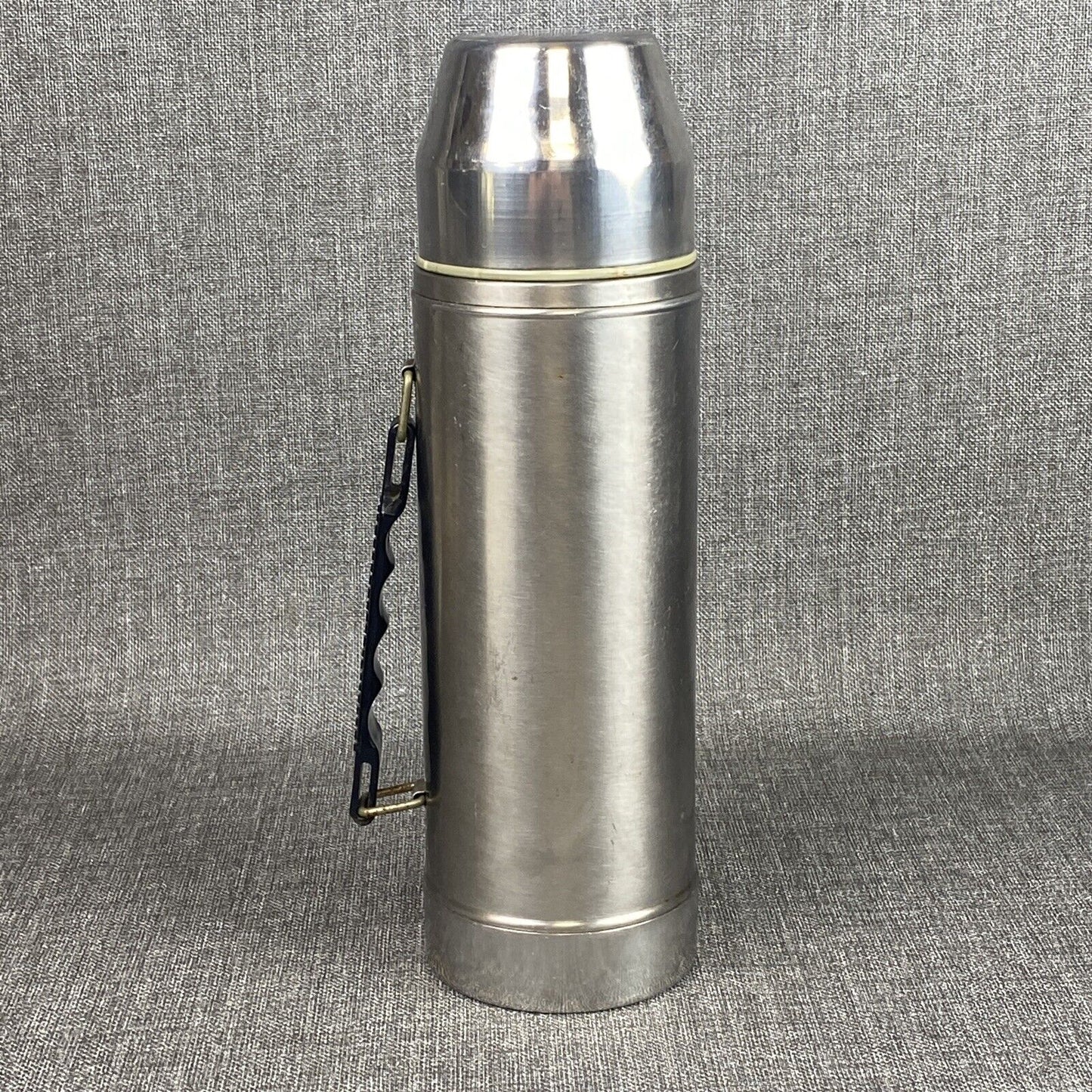 UNO-VAC UNBREAKABLE STAINLESS STEEL 1 QT THERMOS