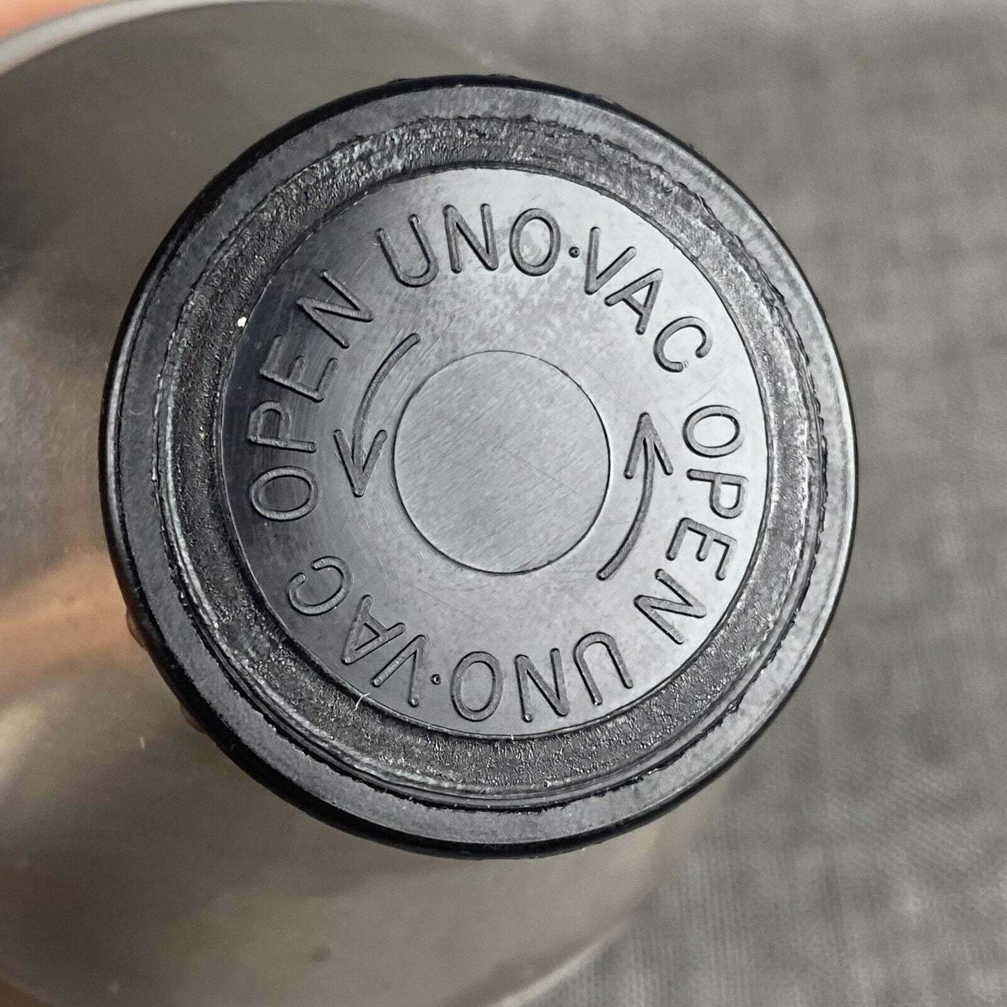 UNO-VAC UNBREAKABLE STAINLESS STEEL 1 QT THERMOS