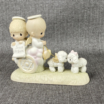 Early Precious Moments Jesus Is Born 1979 Enesco Star of David Angels Sheep