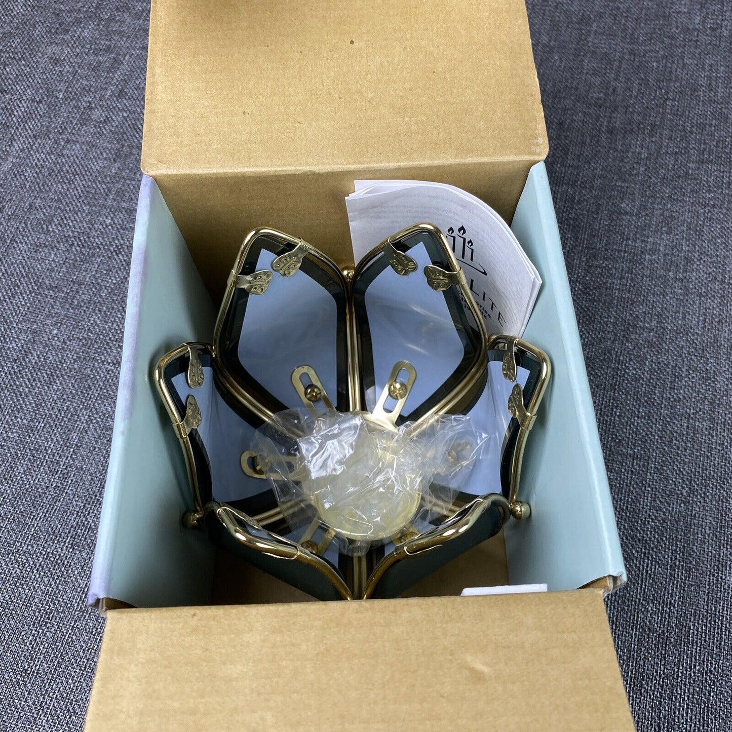 NIB Partylite Waterlily Lotus Frosted Glass Gold Metal Tealight Holder P0560 Box