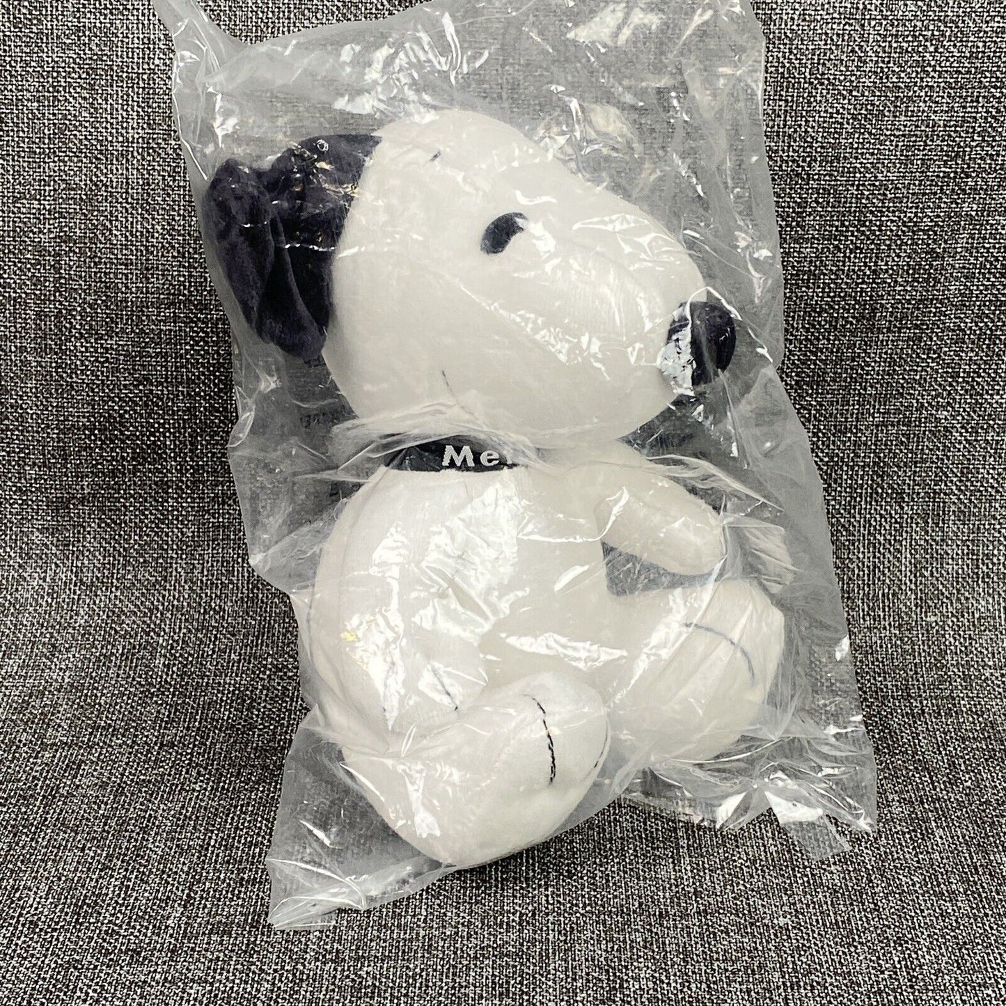 Snoopy Metlife 2010 NOS Plush