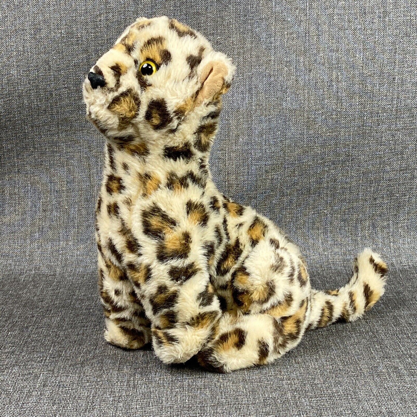 Ringling Bros Bengal Cheeta Stuffed Animal 14 Inch Barnum Bailey Realistic