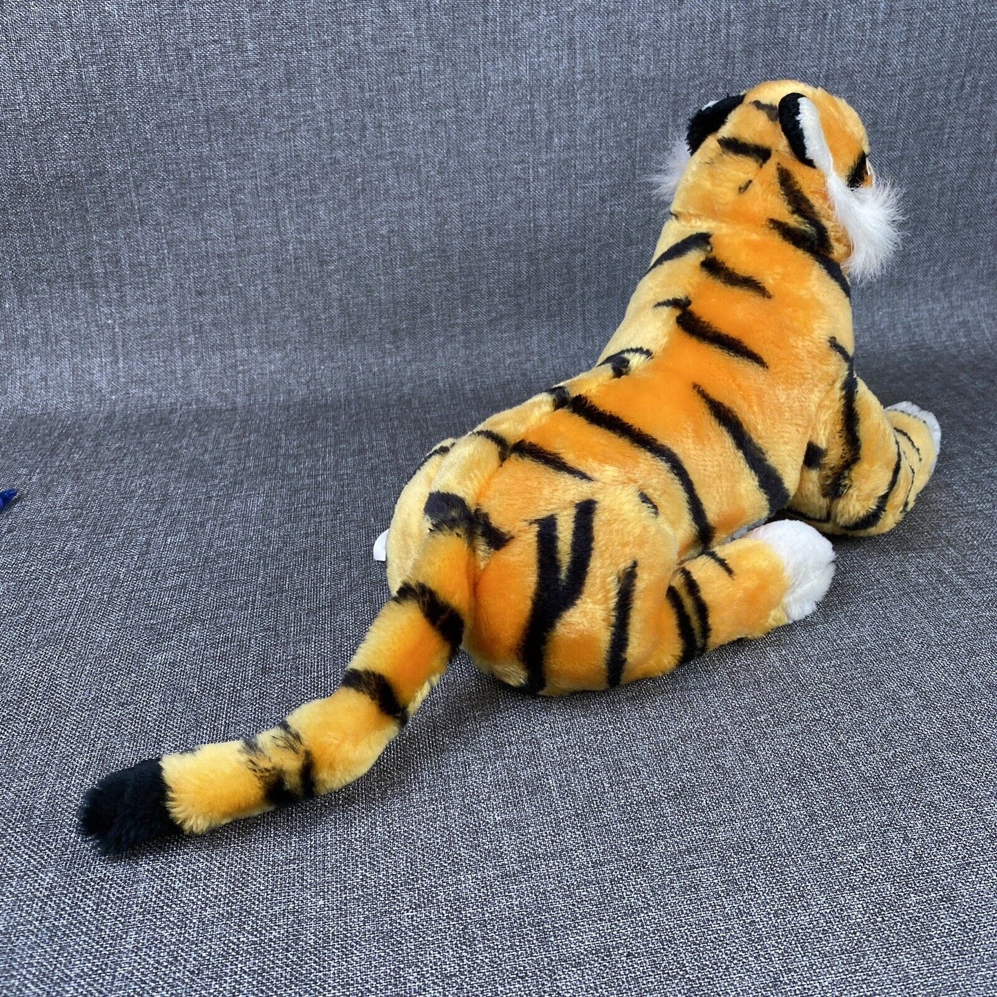 Disney Store Exclusive Aladdin Tiger Rajah Plush Lying Stuffed Animal 20 inch