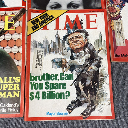 Time Magazine (1975) Vintage Lot of 10