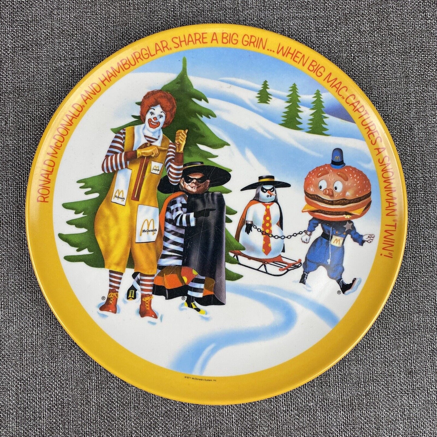 McDonalds Plate Big Mac Captures A Snowman Twin Melamine Plate 9.75 Inch