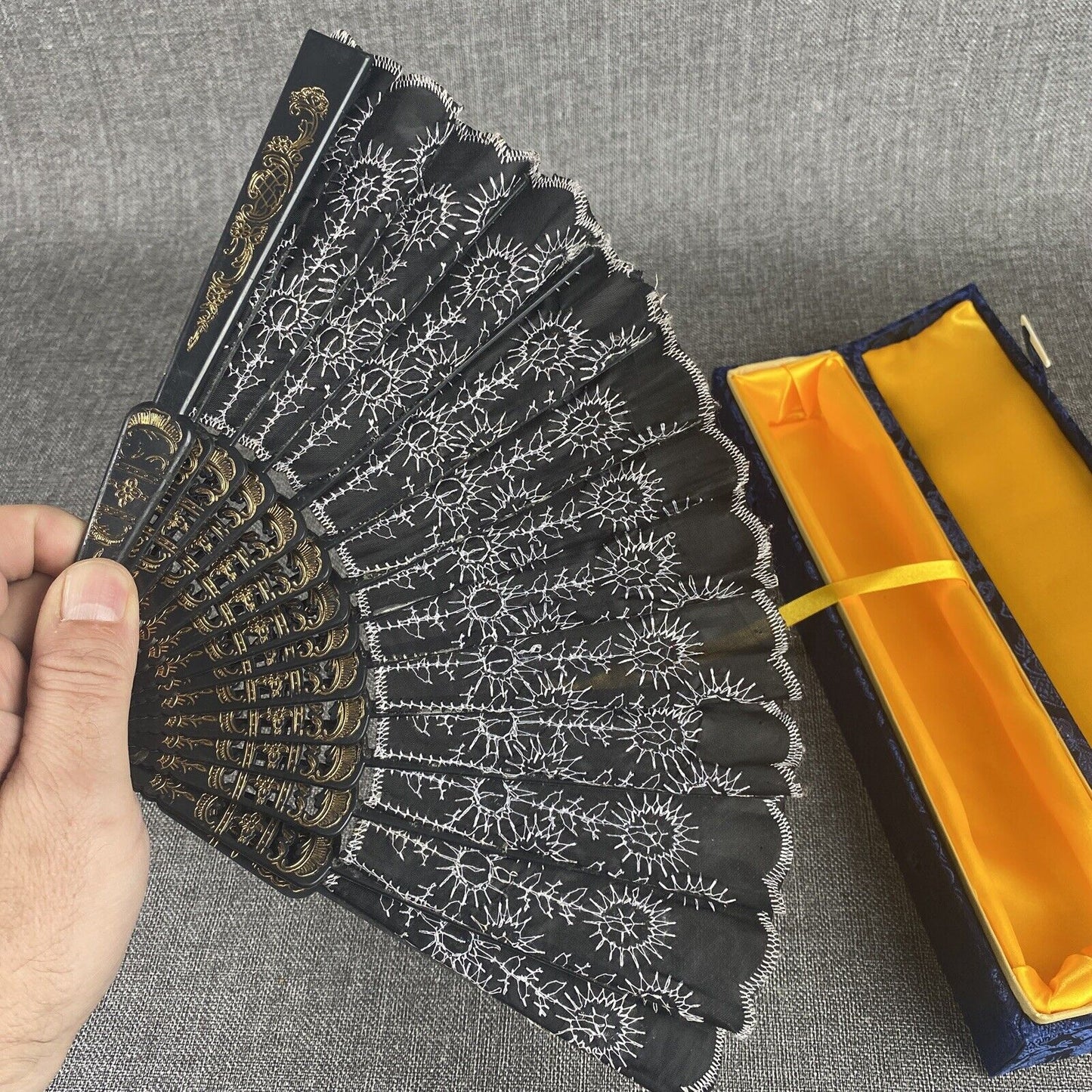 Vintage Japanese Folding Fan Traditional Dance 16"