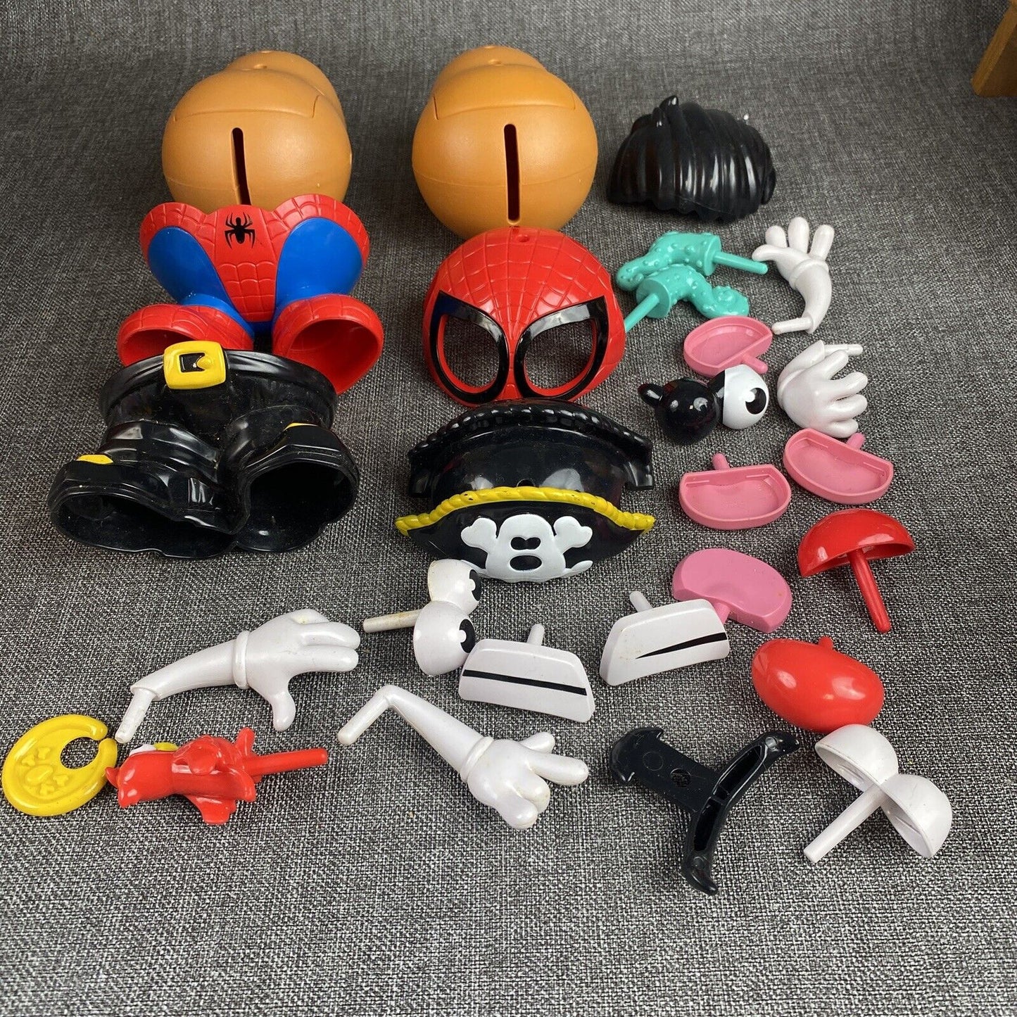 Mr Potato Head 2001 Spider Man Pirate pieces