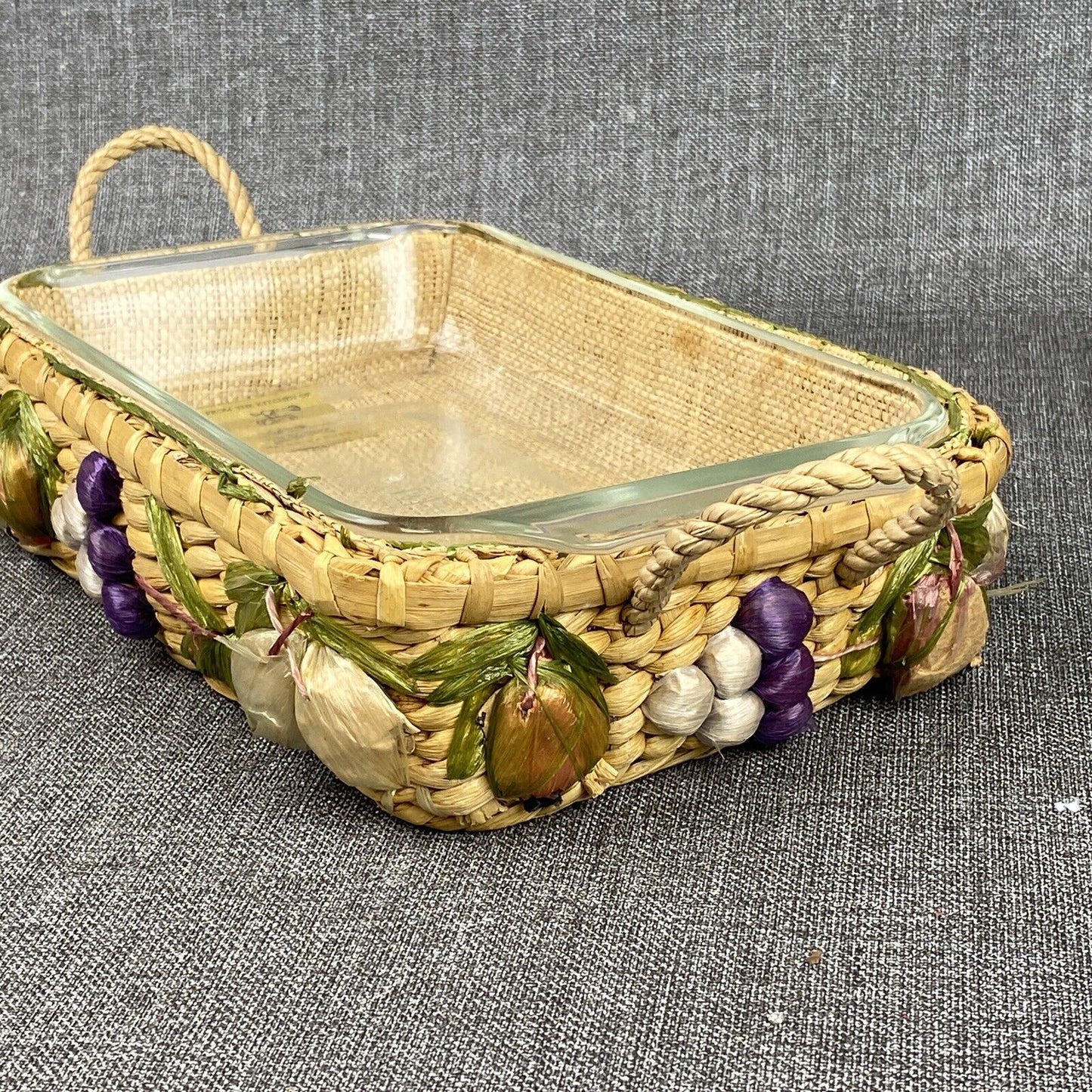 2 Nesting Vintage Wicker Casserole Carriers/Holders Raffia Lined Baskets