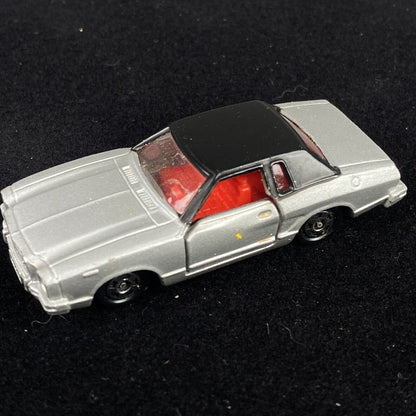 Tomica Tomy 1/63 1978 FORD MUSTANG II GHIA F38 Silver w Red Interior Japan