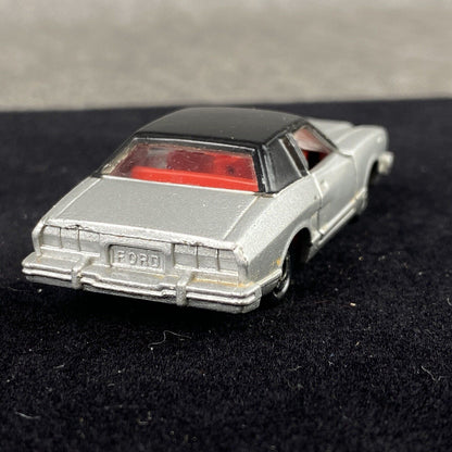 Tomica Tomy 1/63 1978 FORD MUSTANG II GHIA F38 Silver w Red Interior Japan