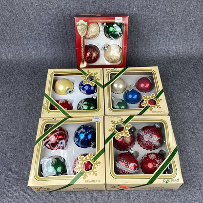 VTG Pyramid Glass Christmas Tree Ornament Mixed Round Ball Lot