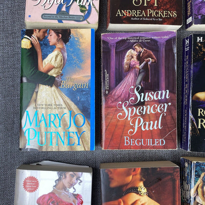 Lot of 10 Romance Novels Vintage Paperback, Mary Jo Putney, Sherry Thomas etc...