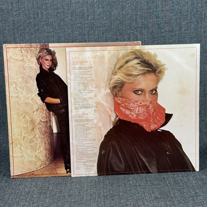 Olivia Newton Totally Hot - MCA Records 1977 Vinyl Record - VERY GOOD+