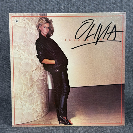 OLIVIA NEWTON-JOHN "TOTALLY HOT" 1978 MCA VINYL  - EXCELLENT