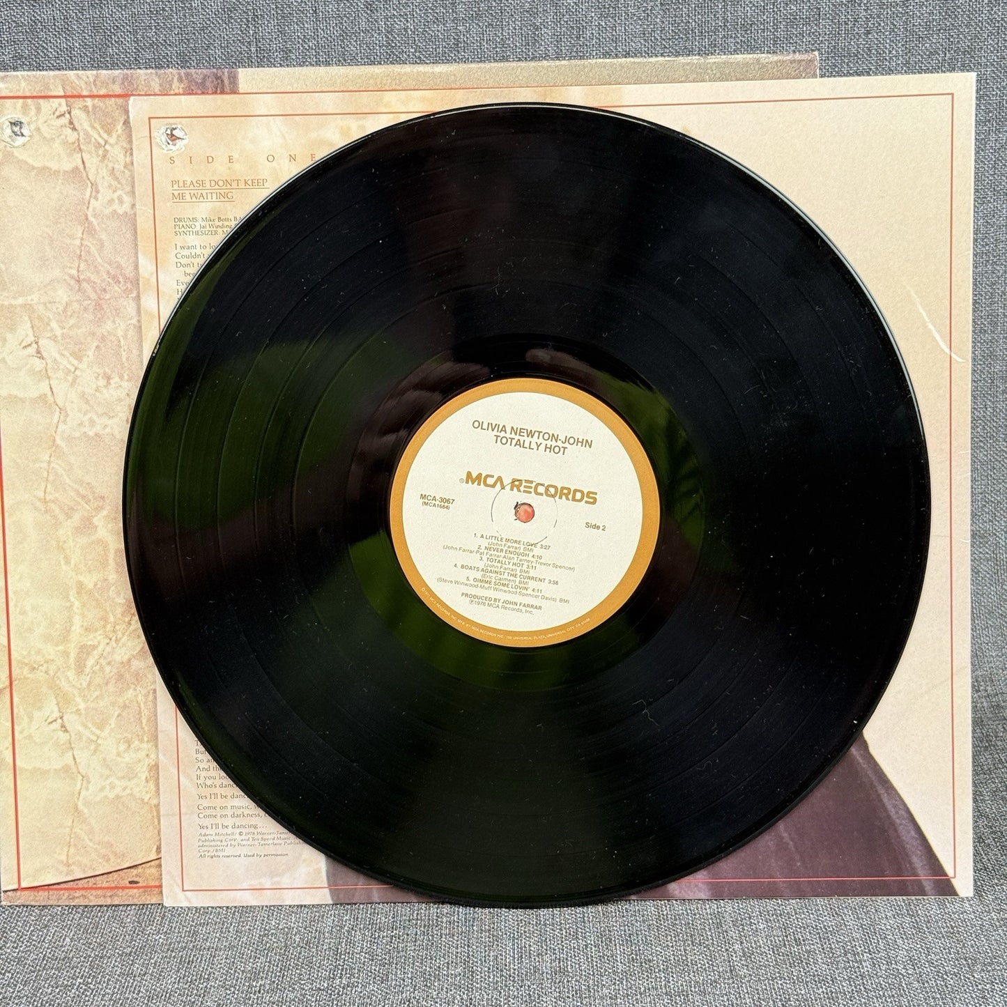 OLIVIA NEWTON-JOHN "TOTALLY HOT" 1978 MCA VINYL  - EXCELLENT