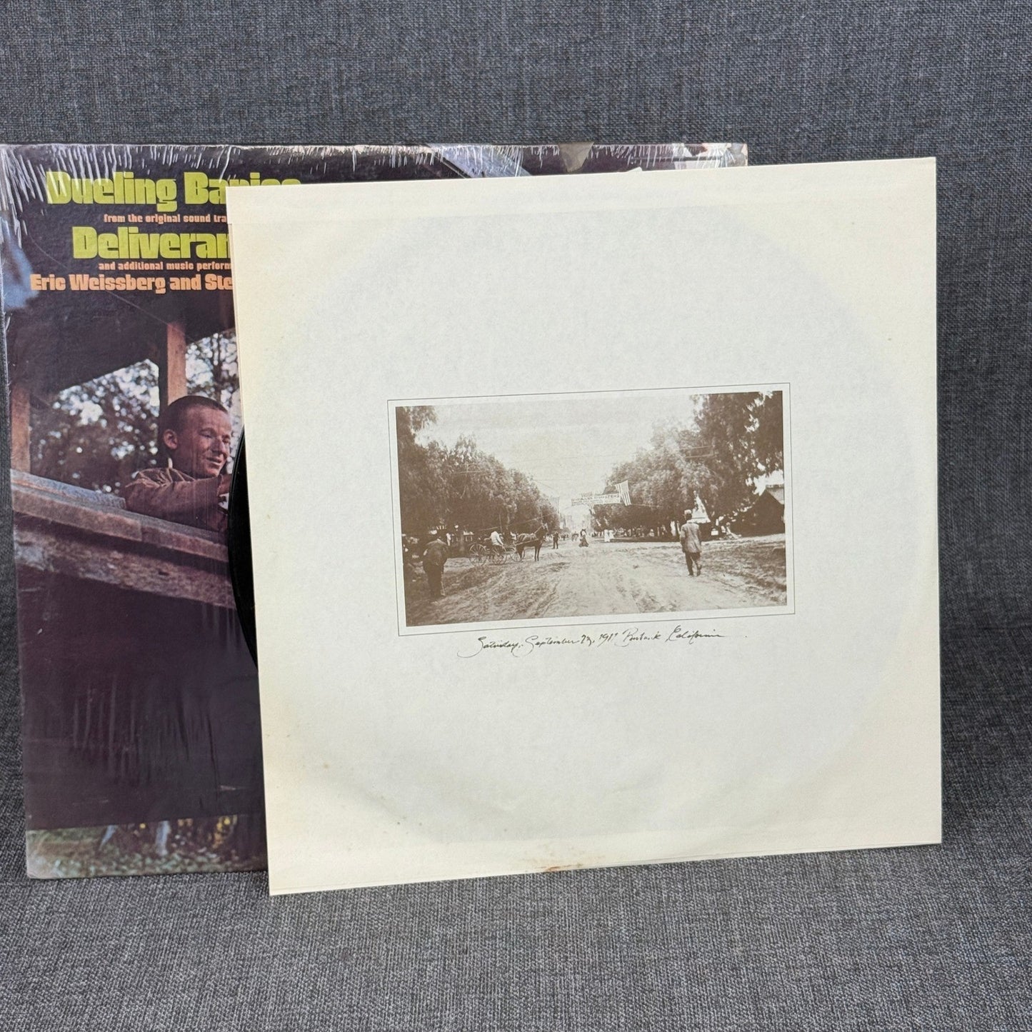 Dueling Banjos Deliverance Vinyl Record Eric Weissberg - EXCELLENT