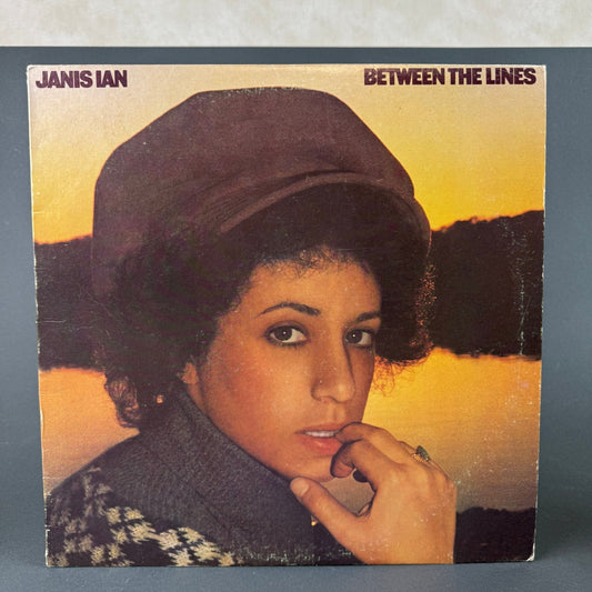 Janis Ian Between The Lines Vinyl Record LP 12" 1975 Columbia PC 33394 - GOOD