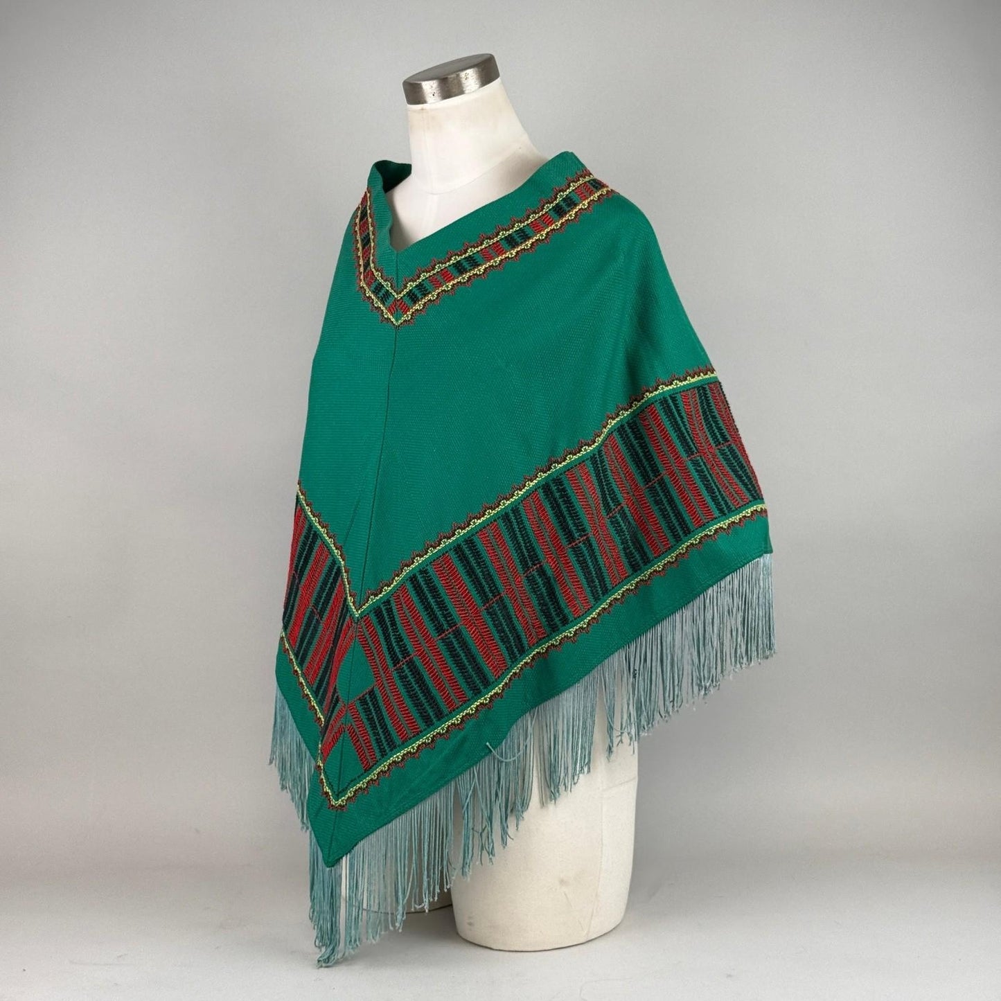 Vintage Southwestern Style Poncho Women OS Green Embroidered Fringe Cape