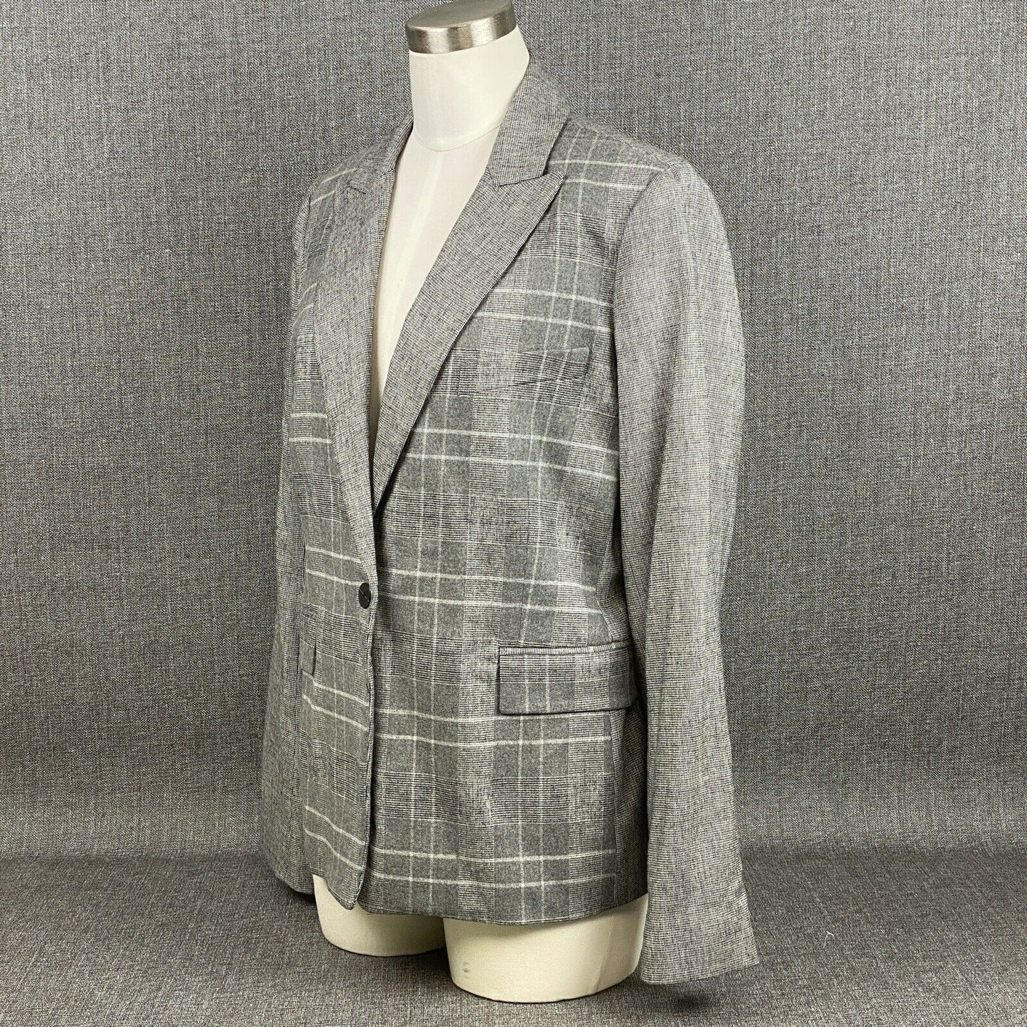 Vintage Carlisle Women's Gray Plaid Blazer Jacket Size 12 Viscose / Wool