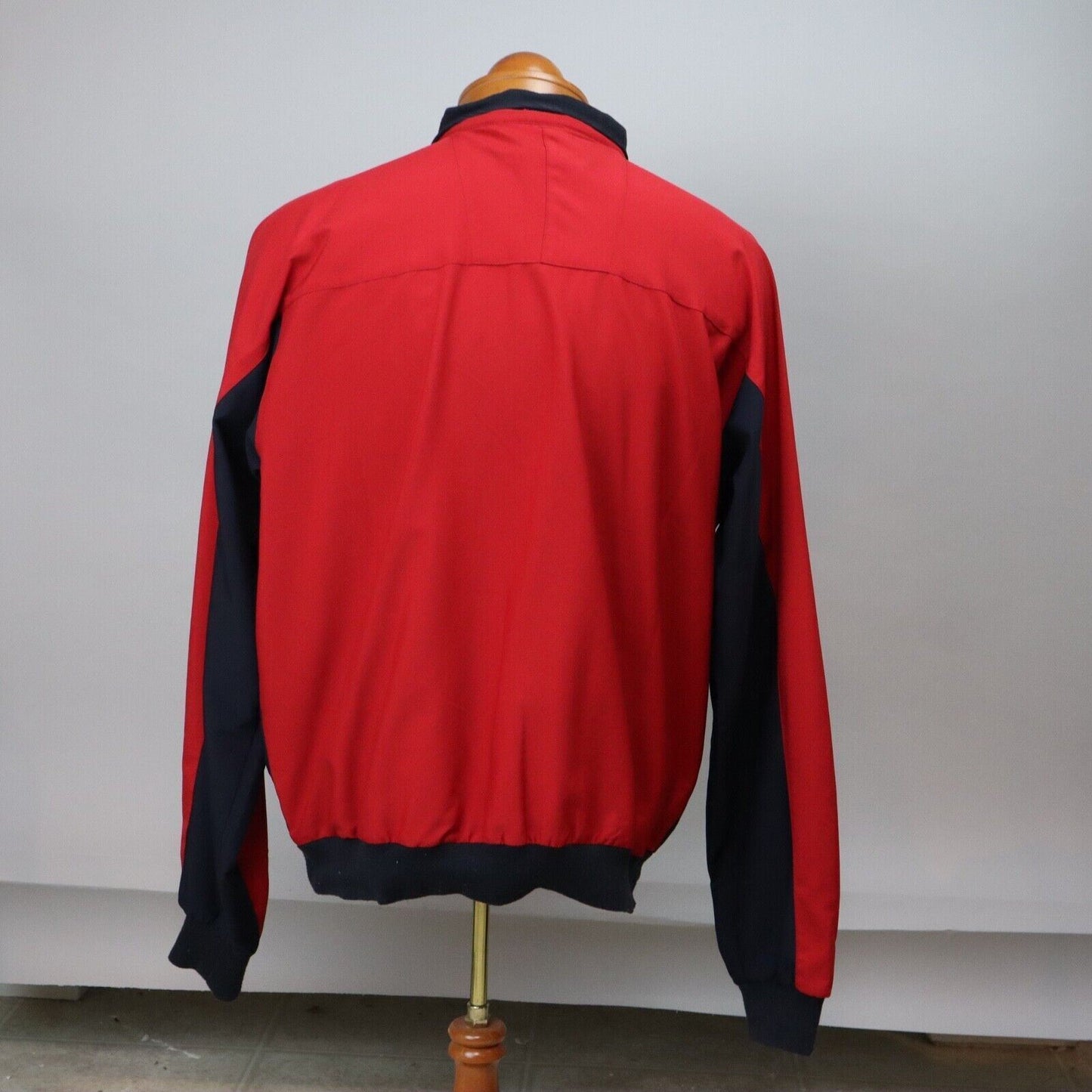 Men's Cutter and Buck Red/Blue Pullover Jacket Size Large