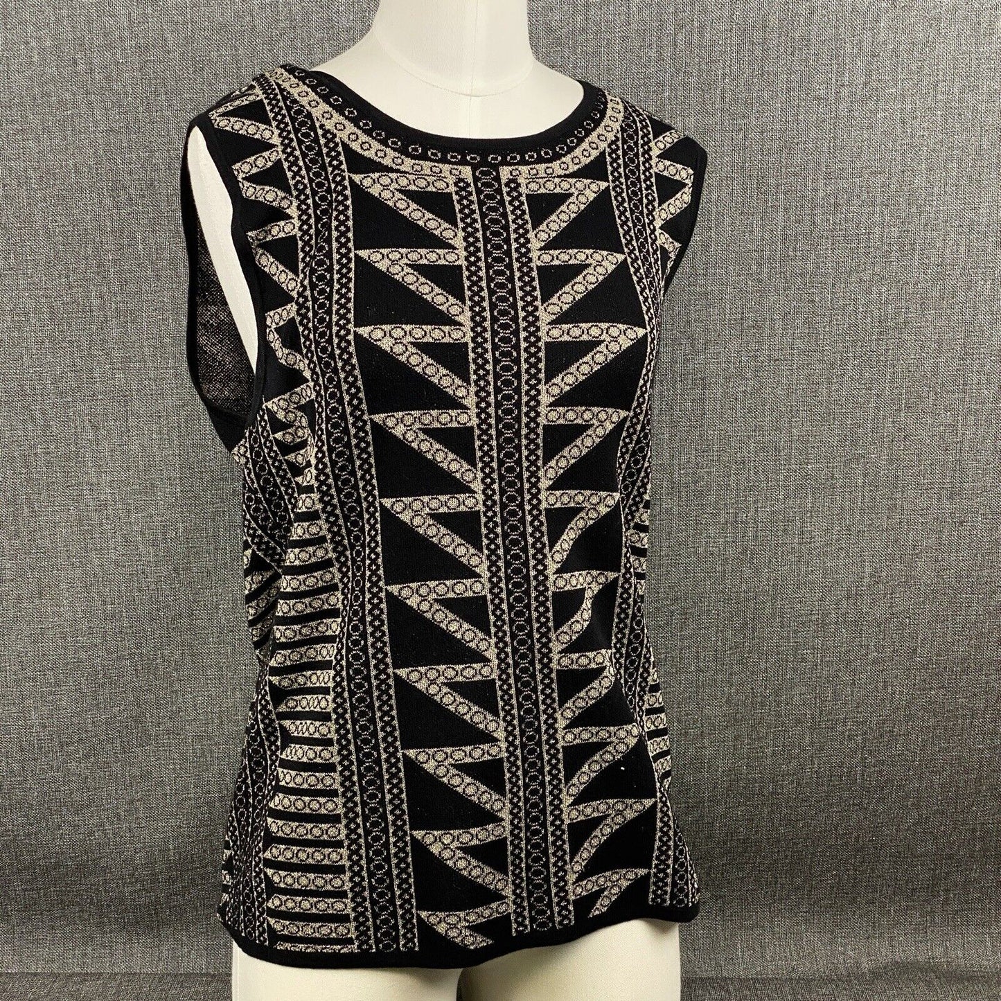 Preston & York Black and Grey Tank Top and Long Sleeve Cover Size L