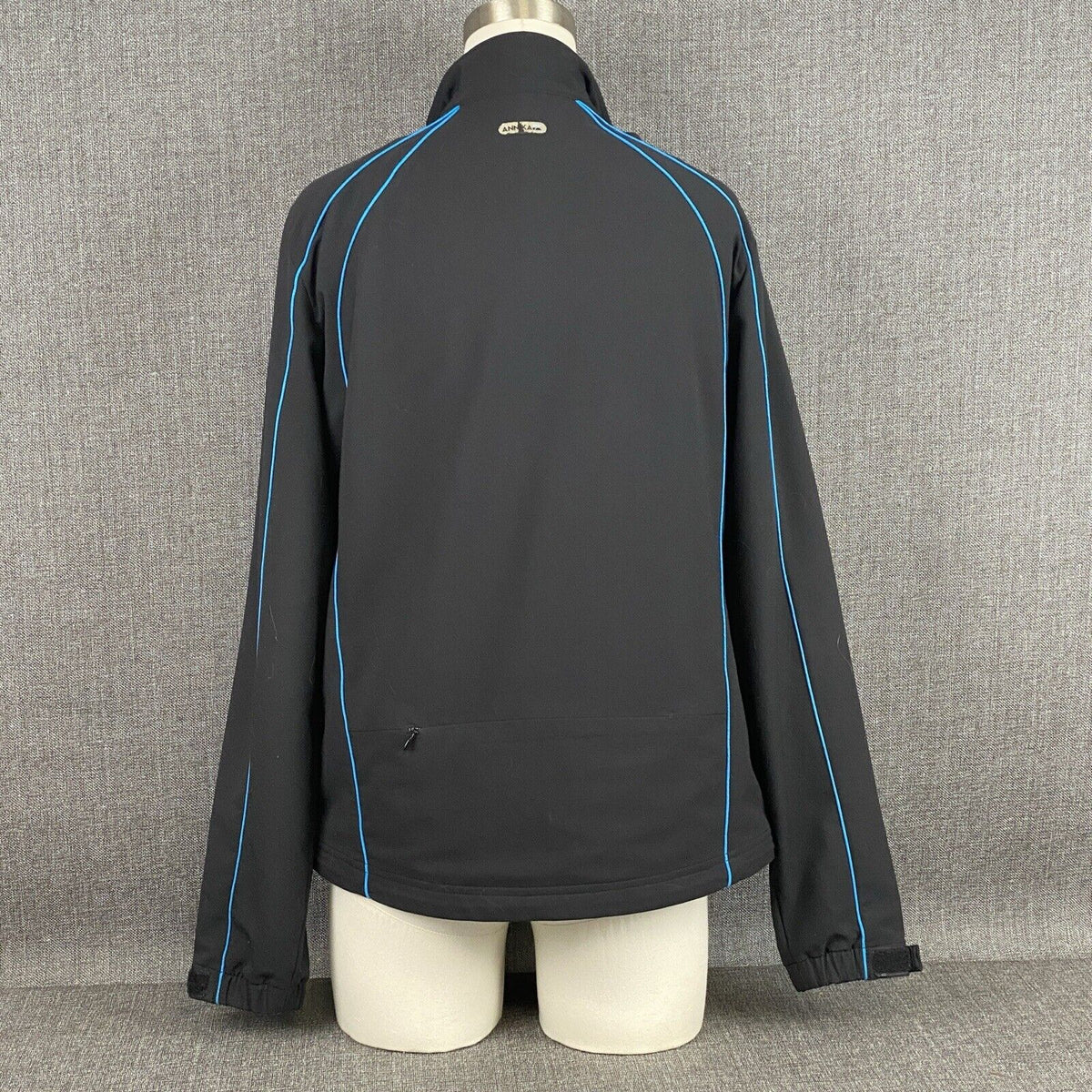 Annika Cutter And Buck Black with Blue Accent Womans Jacket Medium