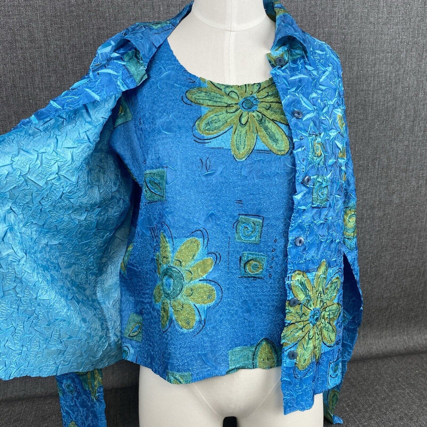 Tania Nardi Reversible Textured Two Piece Top and Open Front Jacket Blue L