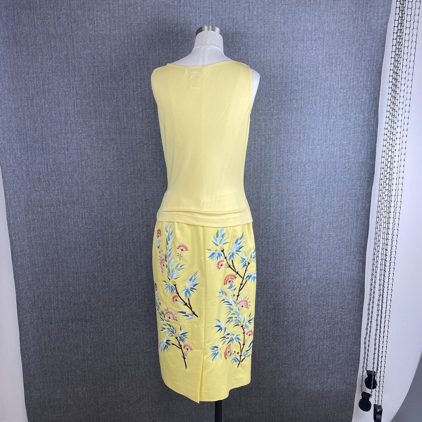 Doncaster Women's Yellow Suit Outfit, Skirt 8, Sleevless Top XS, Jacket Size 10P