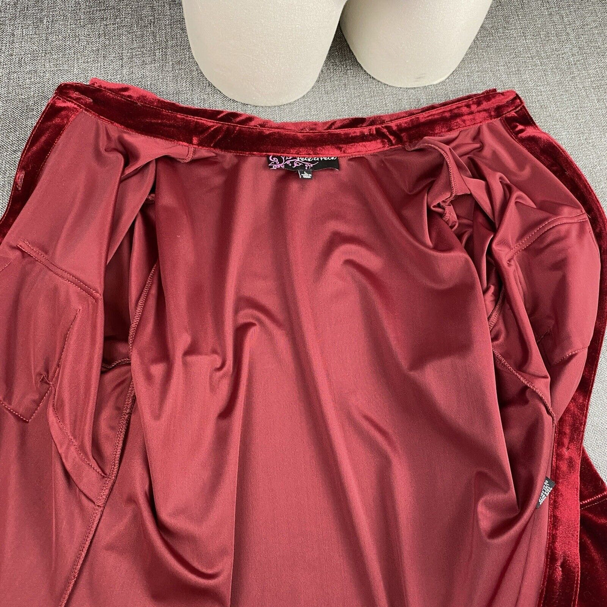 Peck & Peck Button Up Top Velvet Burgundy Size L Spandex