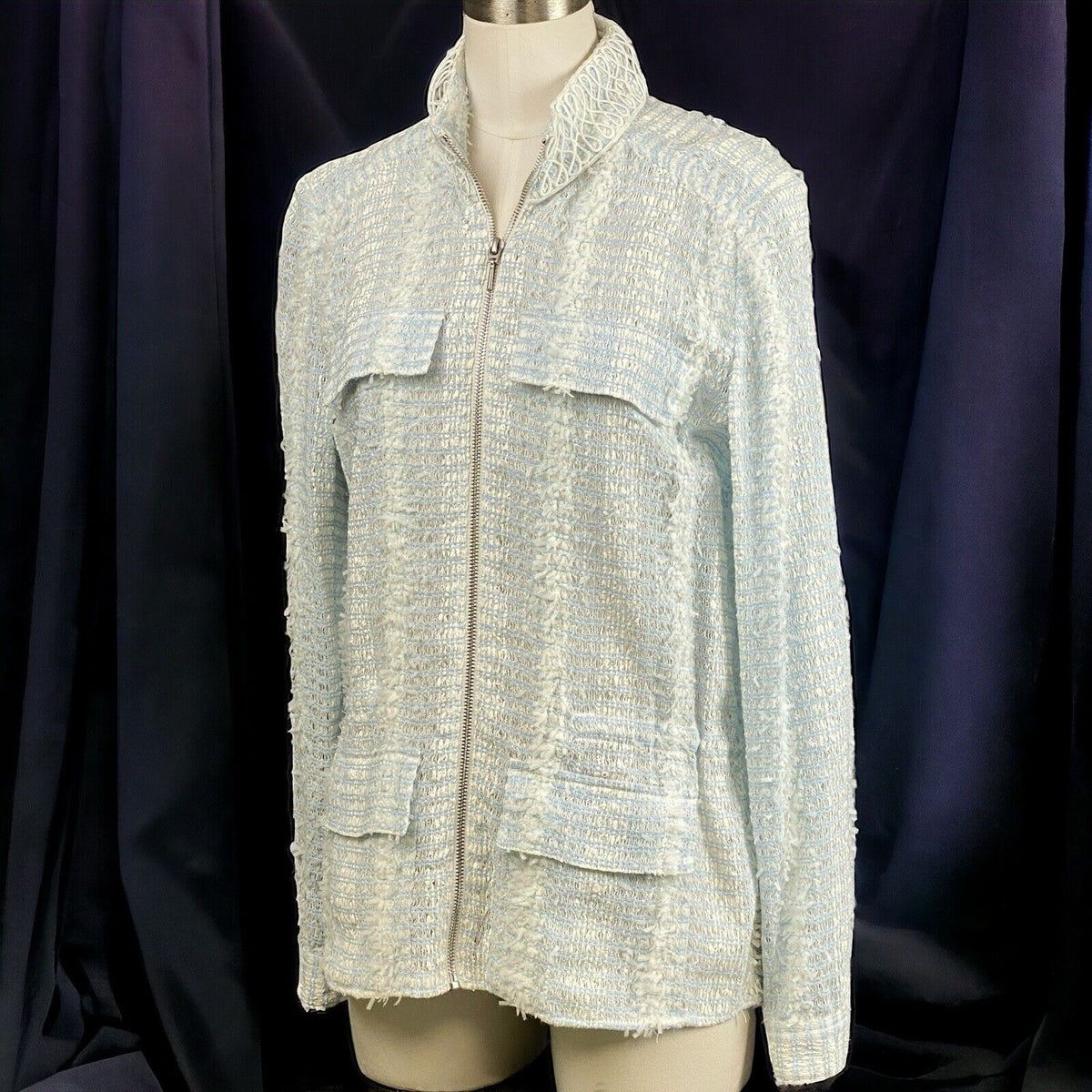 Carlisle Collection Women's Lightweight Casual Zip up Jacket Light Blue size 10