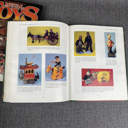 Antique & Collectible Toys 1870-1950 and Metal Toys Book , tinplate  toys...