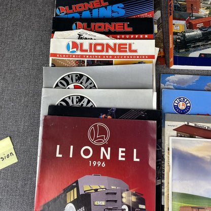 Lionel Trains price guides, catalogs, advertisement Booklets , train book lot