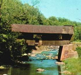 Vintage Postcard Covered Bridge Over Gihon River - Johnson, Vermont