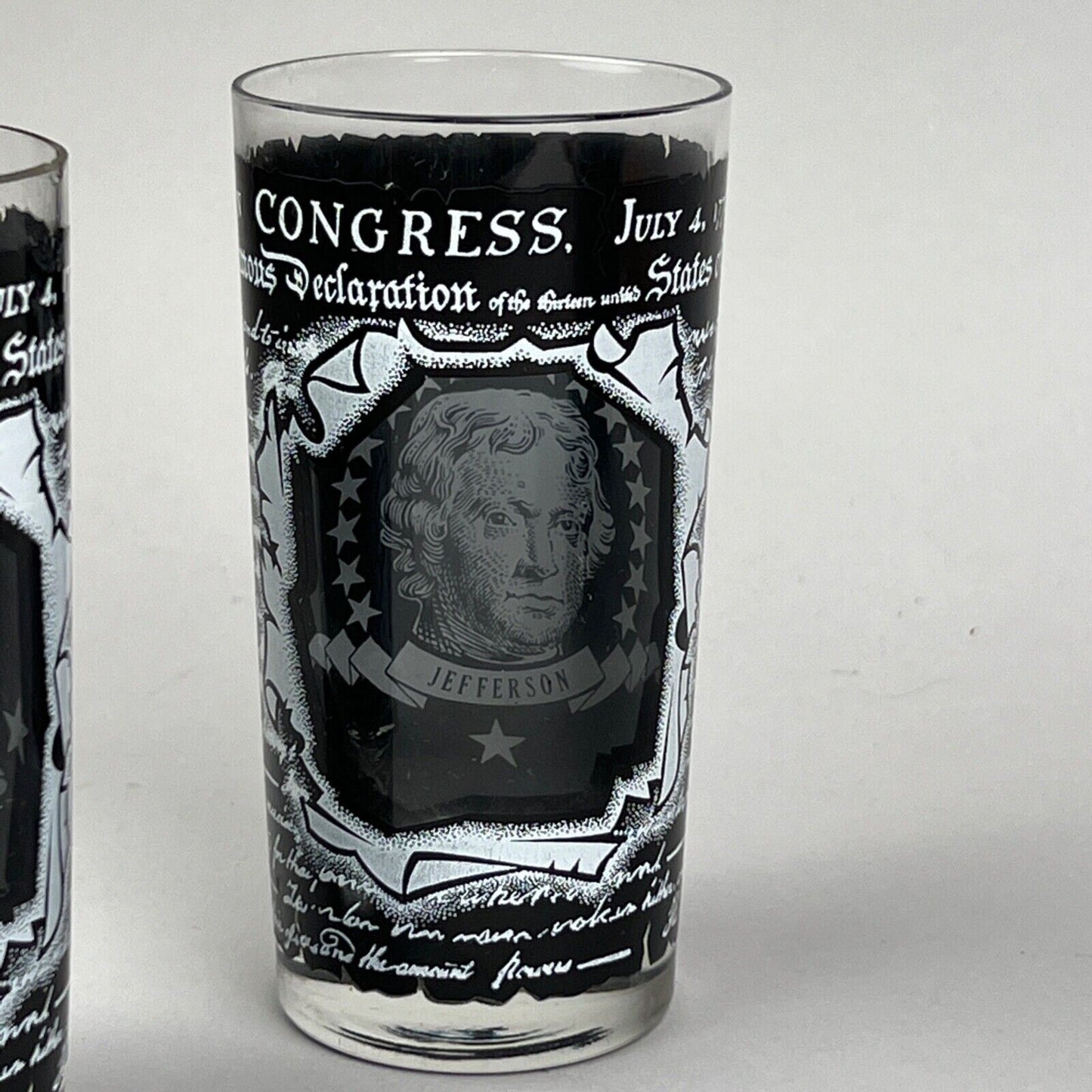 Set of 4 In Congress July 4 A Declaration 1776-1976, US presidents glasses