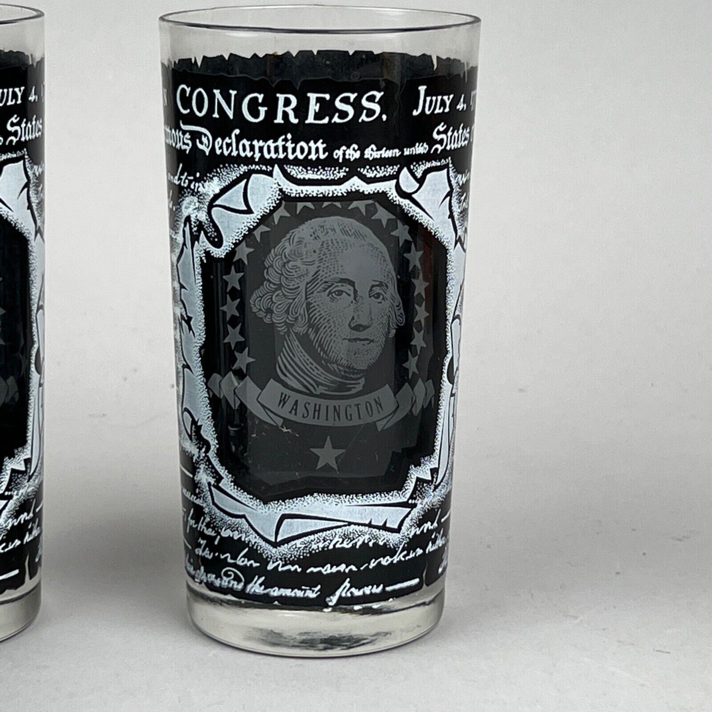 Set of 4 In Congress July 4 A Declaration 1776-1976, US presidents glasses