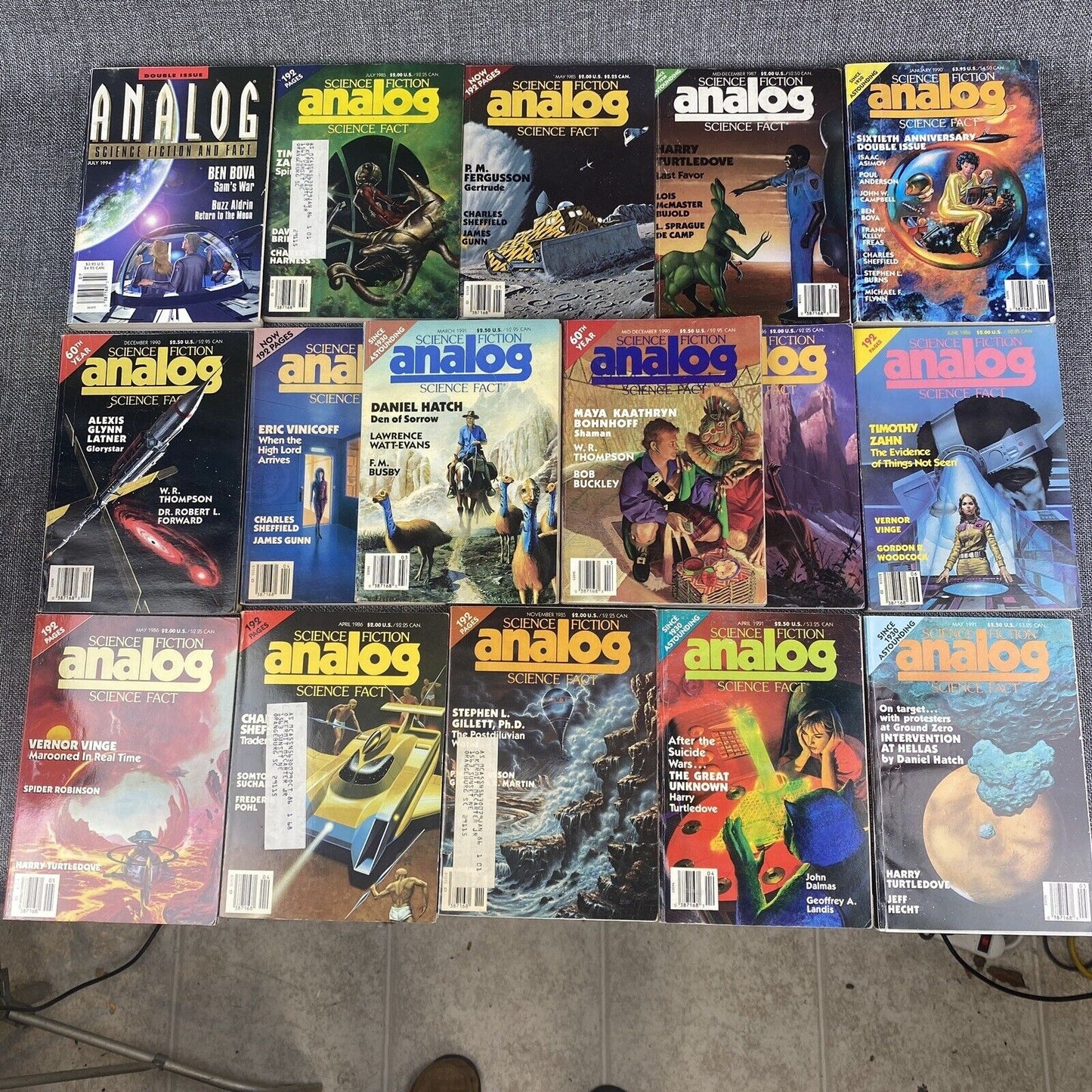 ANALOG Science Fiction Magazine Lot of 17 Asimov, George RR Martin, Darmis, etc