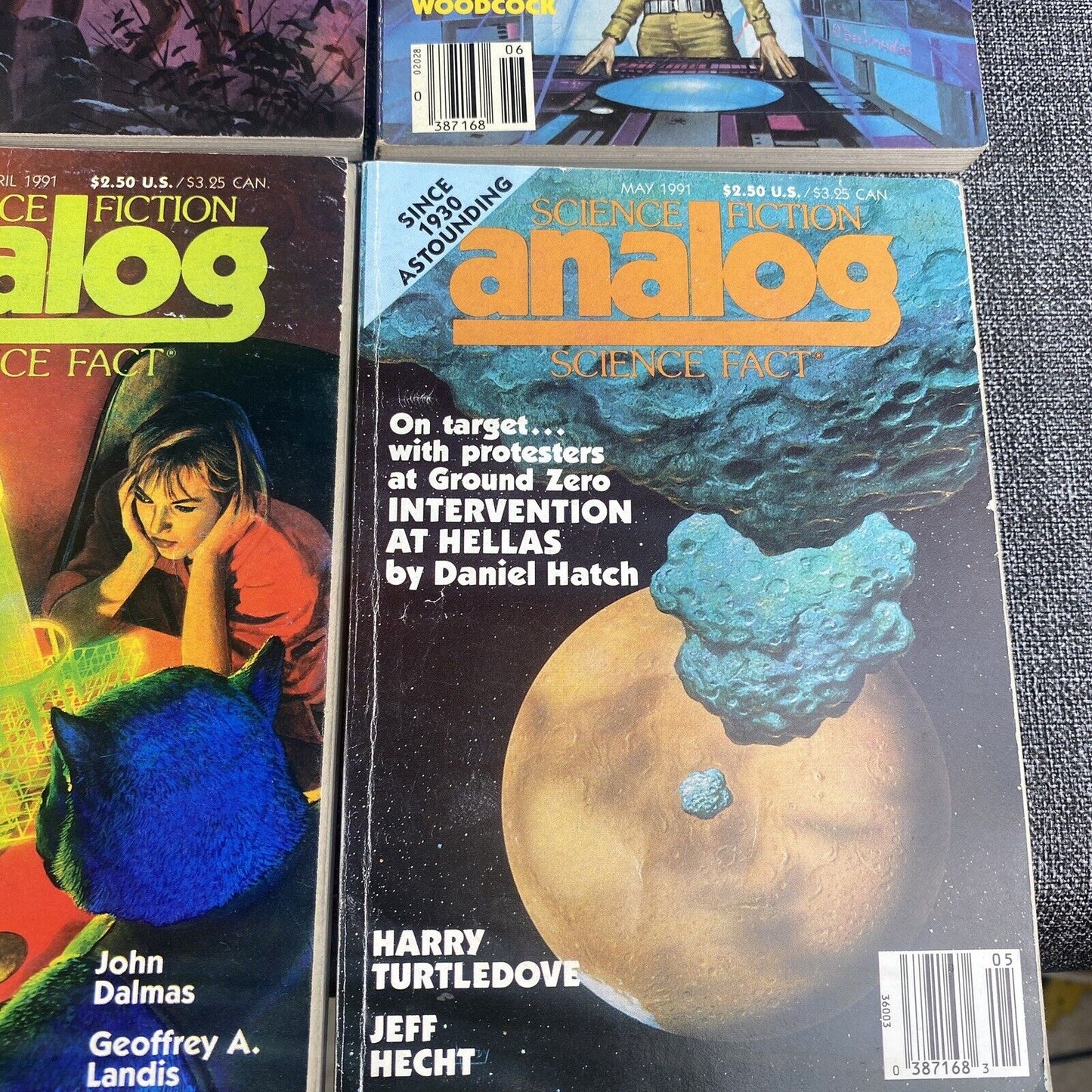 ANALOG Science Fiction Magazine Lot of 17 Asimov, George RR Martin, Darmis, etc