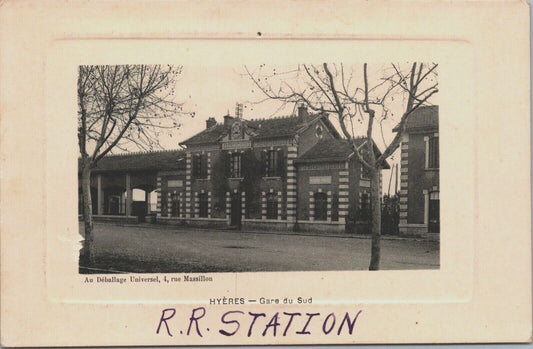 Vintage Postcard - Au Deballage Universel, 4, rue Massillon, RR Station