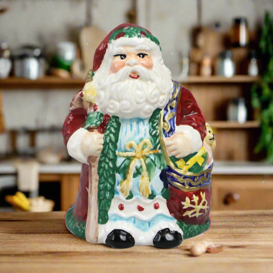 CBK LTD Santa Claus Salt / Sugar Shaker 4" Tall (Salt)