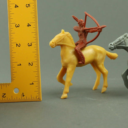 4 Vintage - Unmarked Plastic Figures (2 Indians and 2 horses)