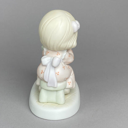 Vintage Enesco Precious Moments Members Only Figurine "Sharing"