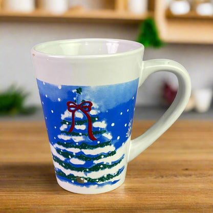 Royal Norfolk Christmas Mug Snowy Tree House (Christmas Tree)