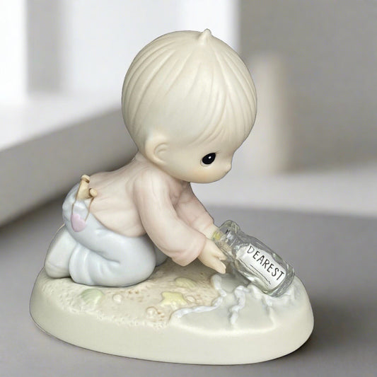 Precious Moments Figurine "Sending you Oceans of Love" Vintage Enesco