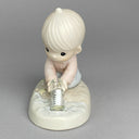 Precious Moments Figurine "Sending you Oceans of Love" Vintage Enesco