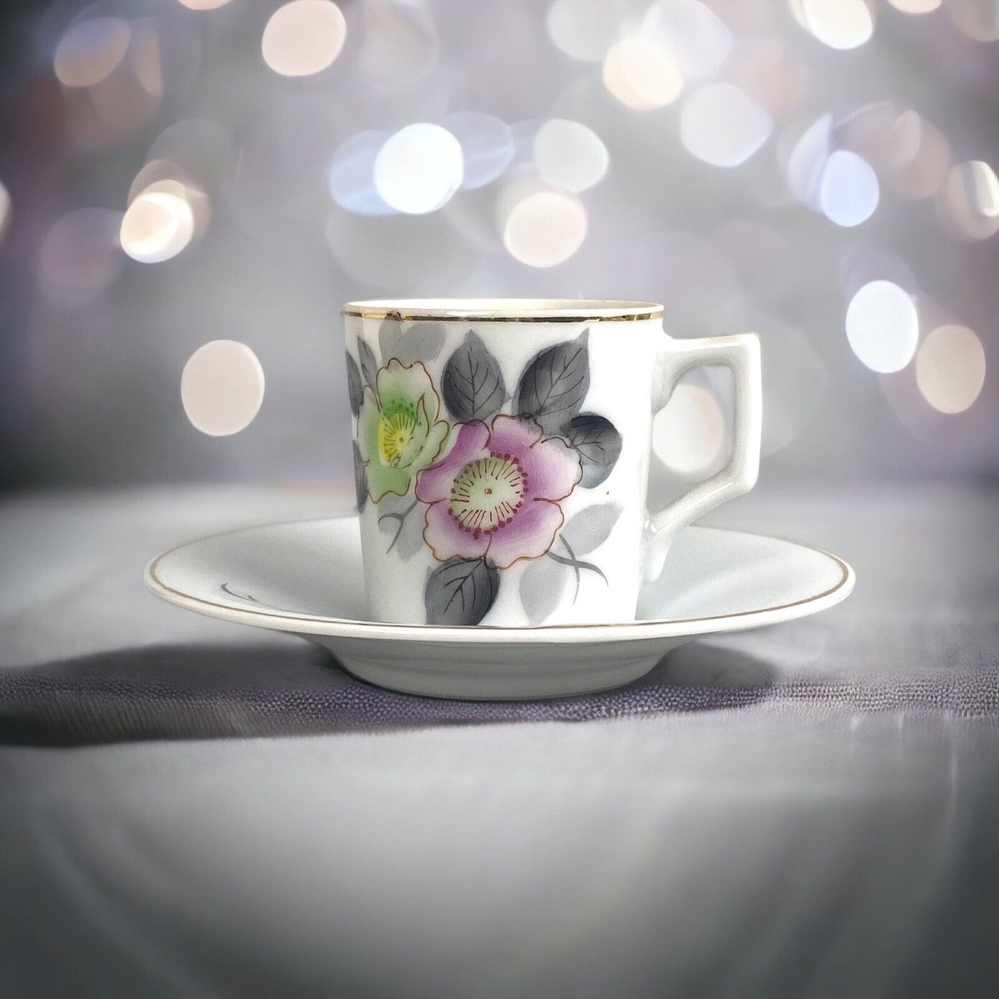 Vtg. Set of Small 4 Teacups & Saucers, GEC, Occupied Japan, Floral Hand Painted