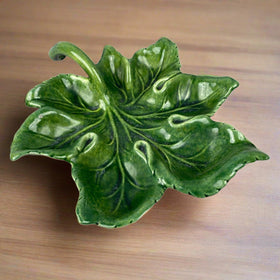 Metlox Poppytraill Leaf Shaped Serving Pottery with Handle (Please Read)
