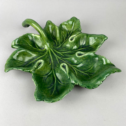 Metlox Poppytraill Leaf Shaped Serving Pottery with Handle (Please Read)