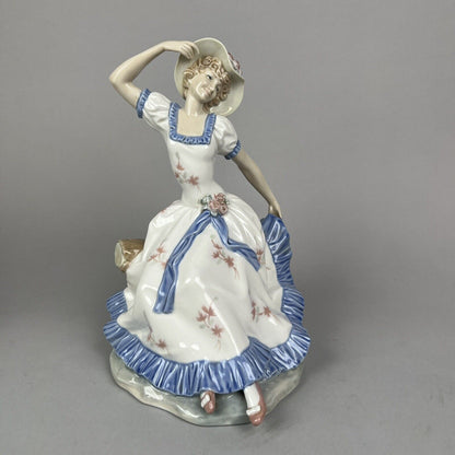 Vintage Lladro Nao Sitting Girl Long Dress Hat Porcelain Figurine 11-3/4"