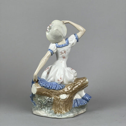 Vintage Lladro Nao Sitting Girl Long Dress Hat Porcelain Figurine 11-3/4"