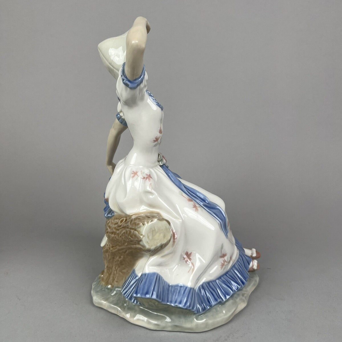 Vintage Lladro Nao Sitting Girl Long Dress Hat Porcelain Figurine 11-3/4"